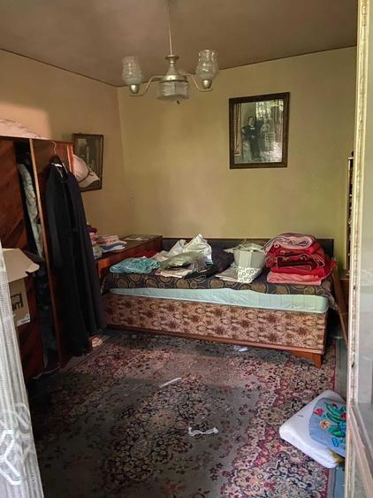 Apartament cu 3 camere decomandat în Exterior Vest