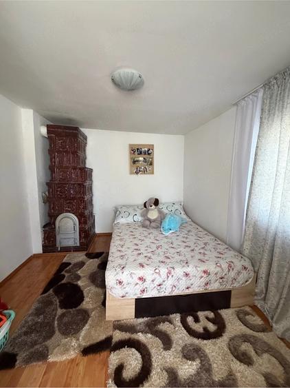 Casă cu 3 camere cu Teren 780 Mp în Exterior Vest