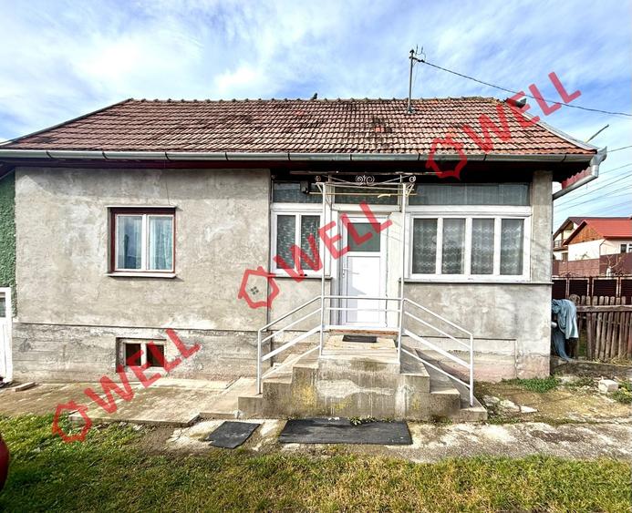 Casă cu 2 camere cu Teren 806 Mp în Vâlcele