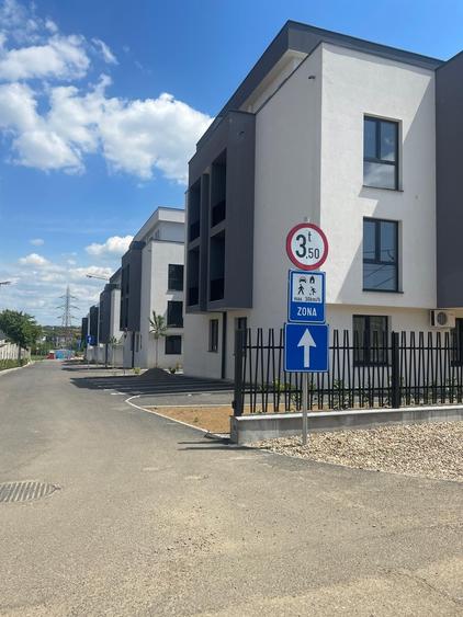 Apartament nedecomandat în Sânmartin