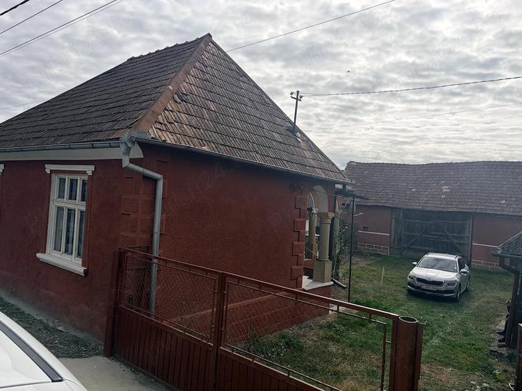Casă cu 3 camere cu Teren 1000 Mp în Ciceu-Mihăiești