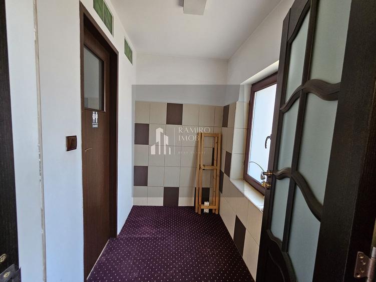Casă individuală cu 5 camere cu Canalizare în Tineretului