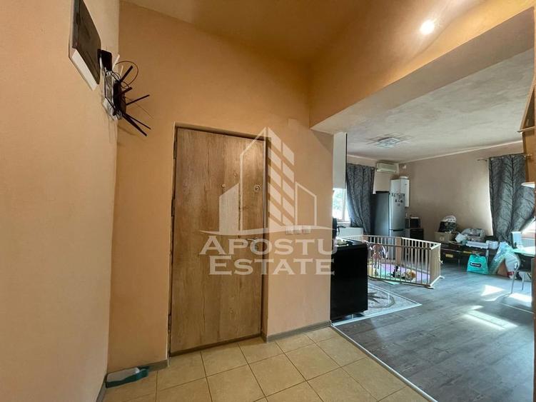 Apartament cu 3 camere decomandat, mobilat în Bujac