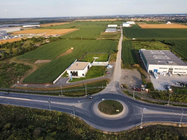 Teren Construcții intravilan de 4037 mp, în Giarmata