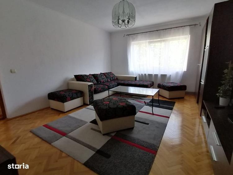 Apartament cu 2 camere în Micro 15