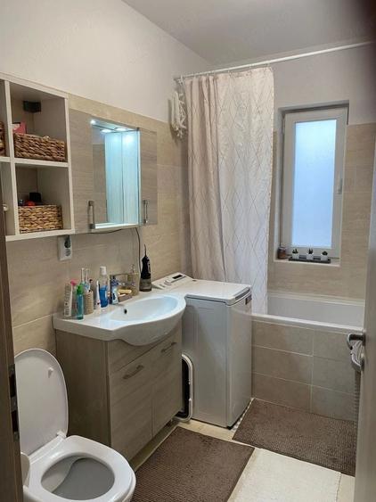 Apartament cu 3 camere decomandat, mobilat în Giroc