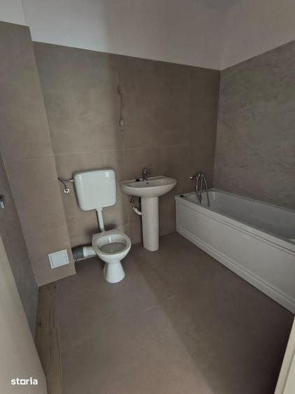 Apartament cu 3 camere în Brâncoveanu — fotografia 3