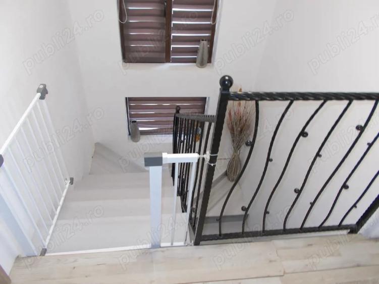 Casă cu 3 camere cu Teren 474 Mp în Giroc