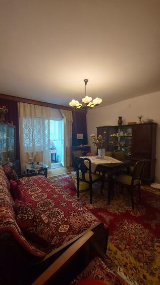 Apartament cu 2 camere decomandat în Vitan Mall