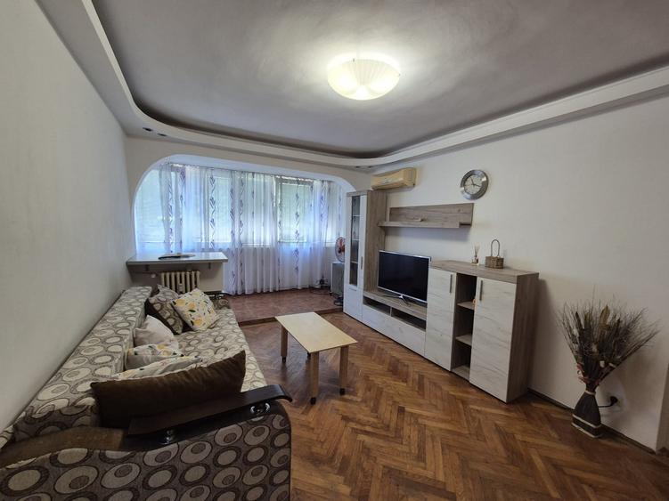 Apartament cu 2 camere semidecomandat în Câmpia Libertății