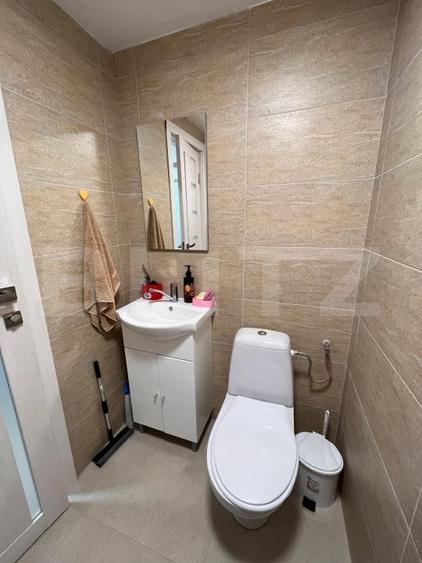Apartament cu 3 camere decomandat, mobilat în Central