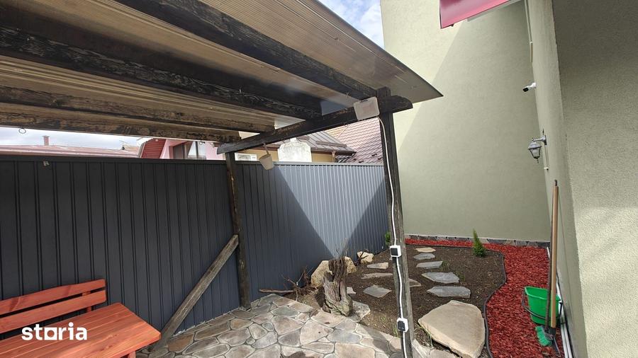 Casă cu 3 camere cu Teren 200 Mp în Gruia