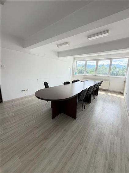 Spațiu industrial, de 1,700 mp, în Bartolomeu