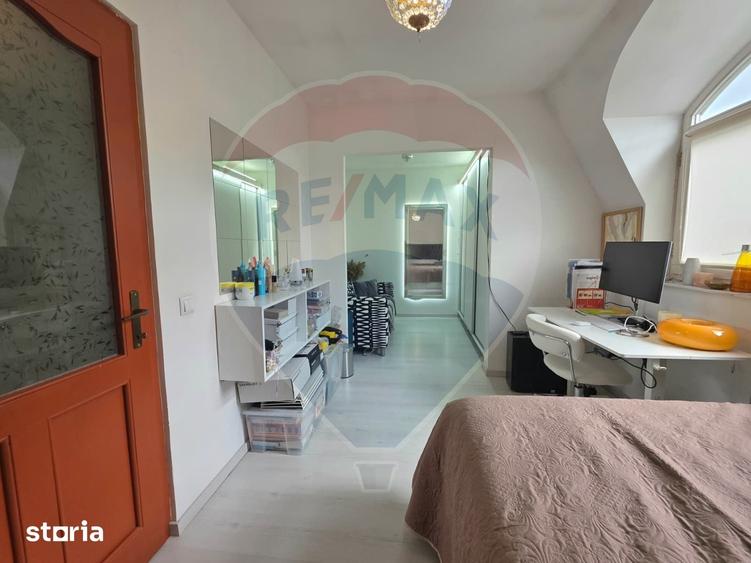 Casă cu 4 camere cu Teren 152 Mp în Central