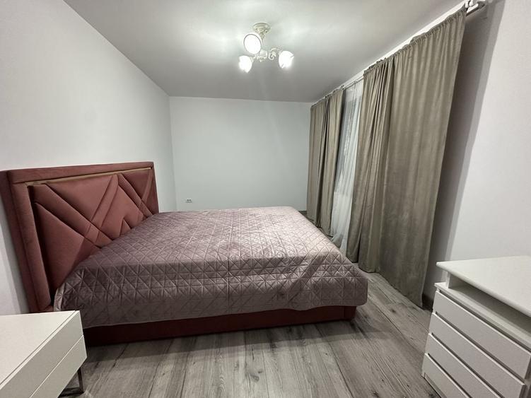 Casă cu 3 camere cu Teren 200 Mp în Central