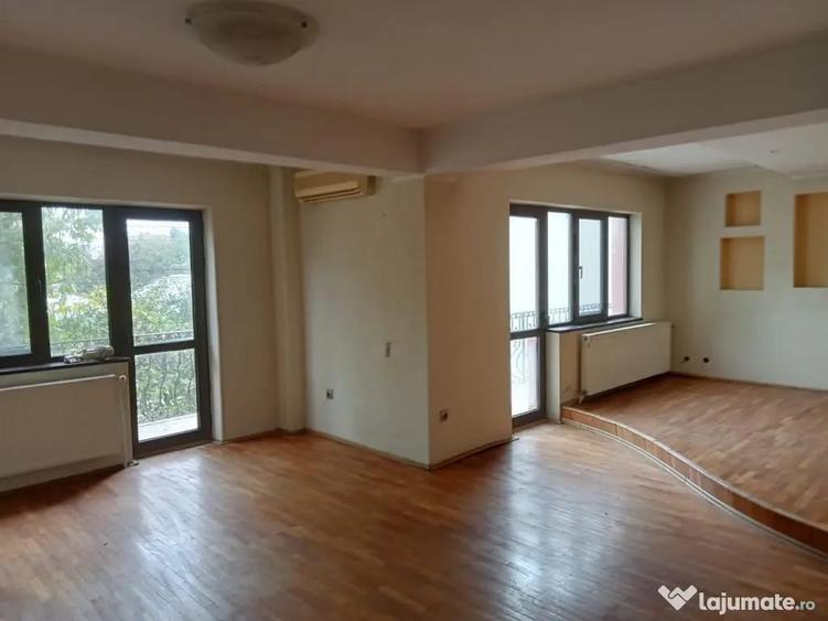 Casă cu 4 camere cu Teren 500 Mp în Bd. Coșbuc