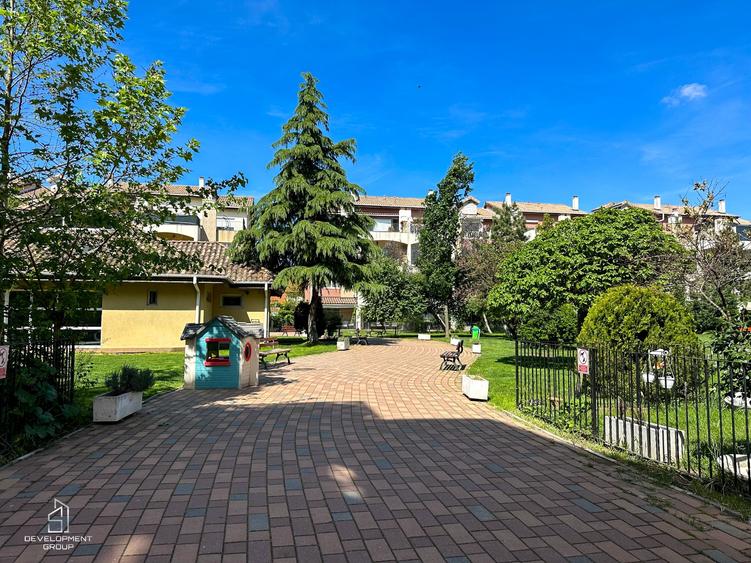 Apartament cu 3 camere în Iancu Nicolae