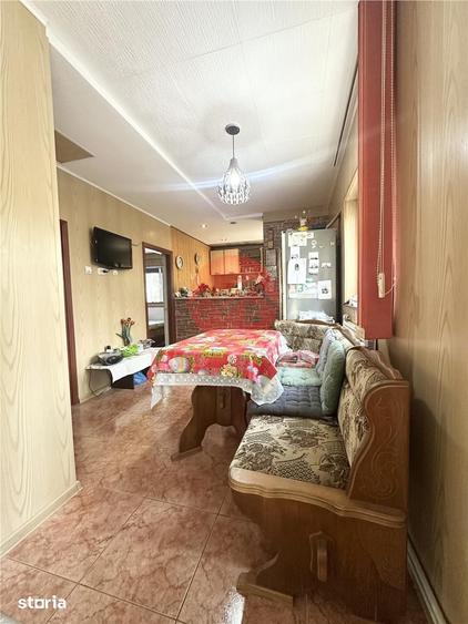 Casă cu 3 camere cu Teren 215 Mp în Lumina