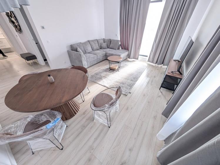 Apartament cu 2 camere decomandat, mobilat în Băneasa