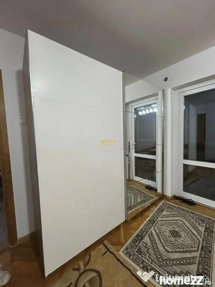 Apartament cu 4 camere decomandat în Ultracentral