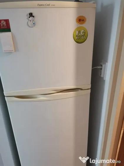 Apartament cu 3 camere decomandat în Iancului
