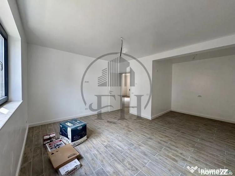 Casă cu 5 camere cu Teren 257 Mp în Valu lui Traian