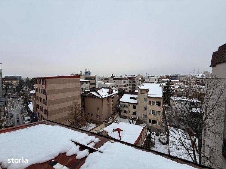 Apartament cu 5 camere semidecomandat, mobilat în Floreasca