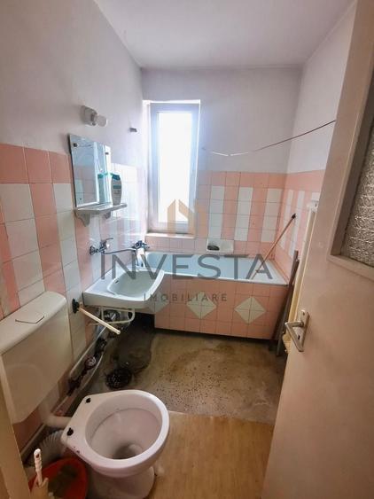 Apartament cu 2 camere decomandat în Central