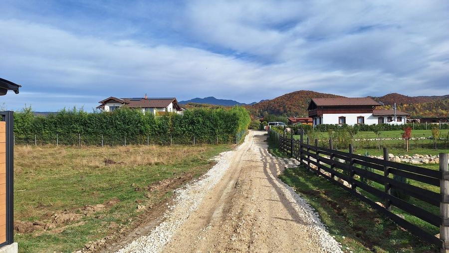 Teren Construcții intravilan de 1000 mp, în Glăjărie