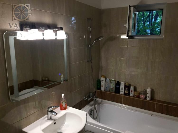 Apartament cu 3 camere decomandat, mobilat în Nicolae Grigorescu