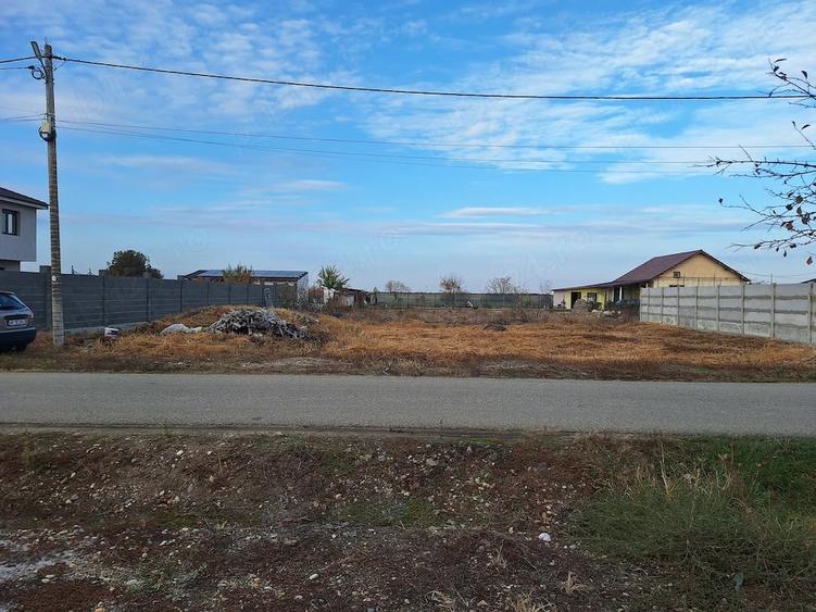 Teren de 500 mp, în Mândruloc