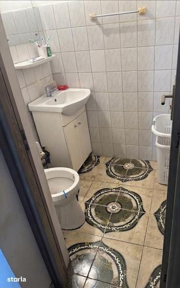 Apartament cu 3 camere în Vitan