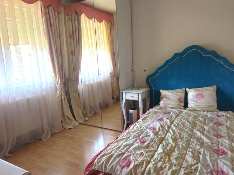Duplex cu 4 camere cu Canalizare în Nord-Est