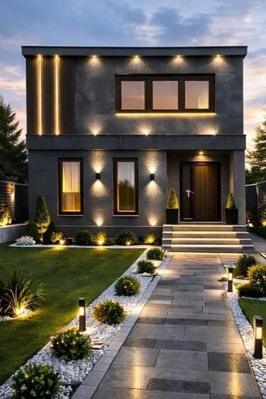 Casă cu 4 camere în Exterior Vest