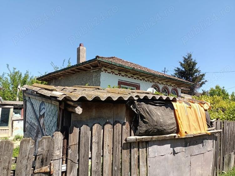 Casă cu 5 camere în Oltina