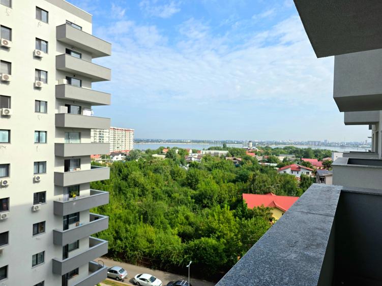 Apartament cu 2 camere decomandat în Uverturii