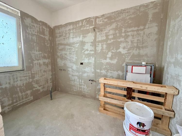 Duplex cu 3 camere cu Canalizare în Moșnița Nouă