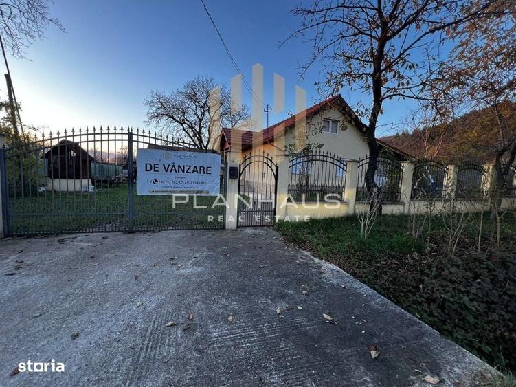 Casă cu 4 camere în Ilba