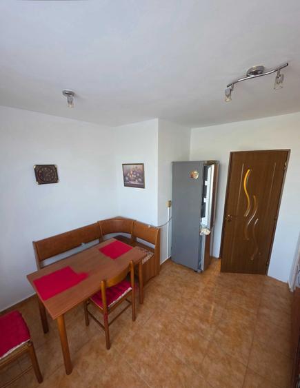 Apartament cu 2 camere decomandat în Drumul Carului