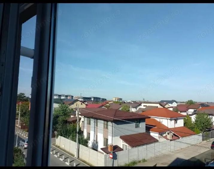 Apartament cu 2 camere decomandat în Chiajna