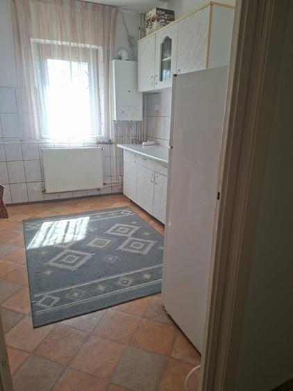 Apartament cu 2 camere semidecomandat în Vernești