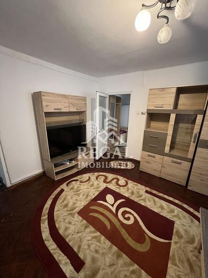 Apartament cu 3 camere, mobilat în Central