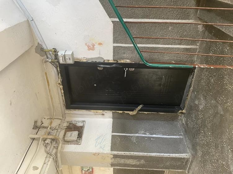 Apartament cu 3 camere nedecomandat în Central