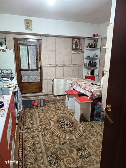 Apartament cu 3 camere, mobilat în Micro 11