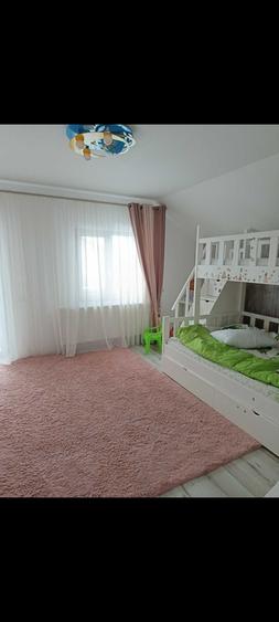 Casă cu 4 camere în Măgura