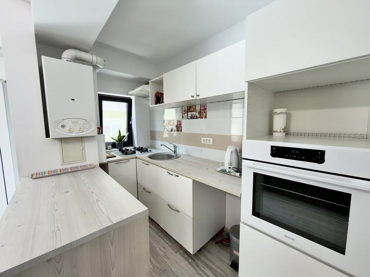 Apartament cu 2 camere semidecomandat, mobilat în Herăstrău