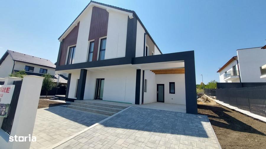 Casă cu 1 camere cu Teren 370 Mp în Gușterița