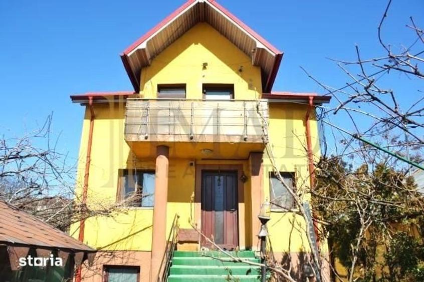 Casă cu 5 camere cu Teren 850 Mp în Răzvad