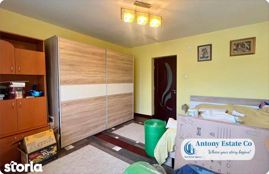 Casă cu 4 camere cu Teren 577 Mp în Iorga