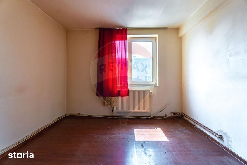 Apartament cu 2 camere semidecomandat în Central